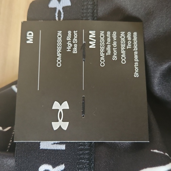 Size Small bike shorts - Picture 2 of 4